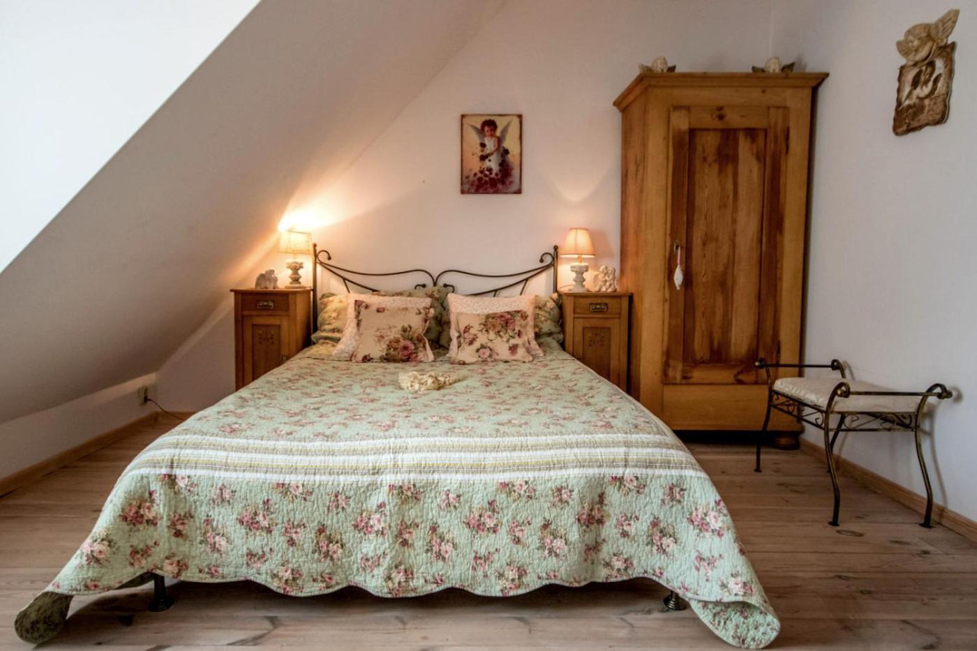 Bed and Breakfast Dom Pod Skrzydlami à Gawliki Wielkie Extérieur photo
