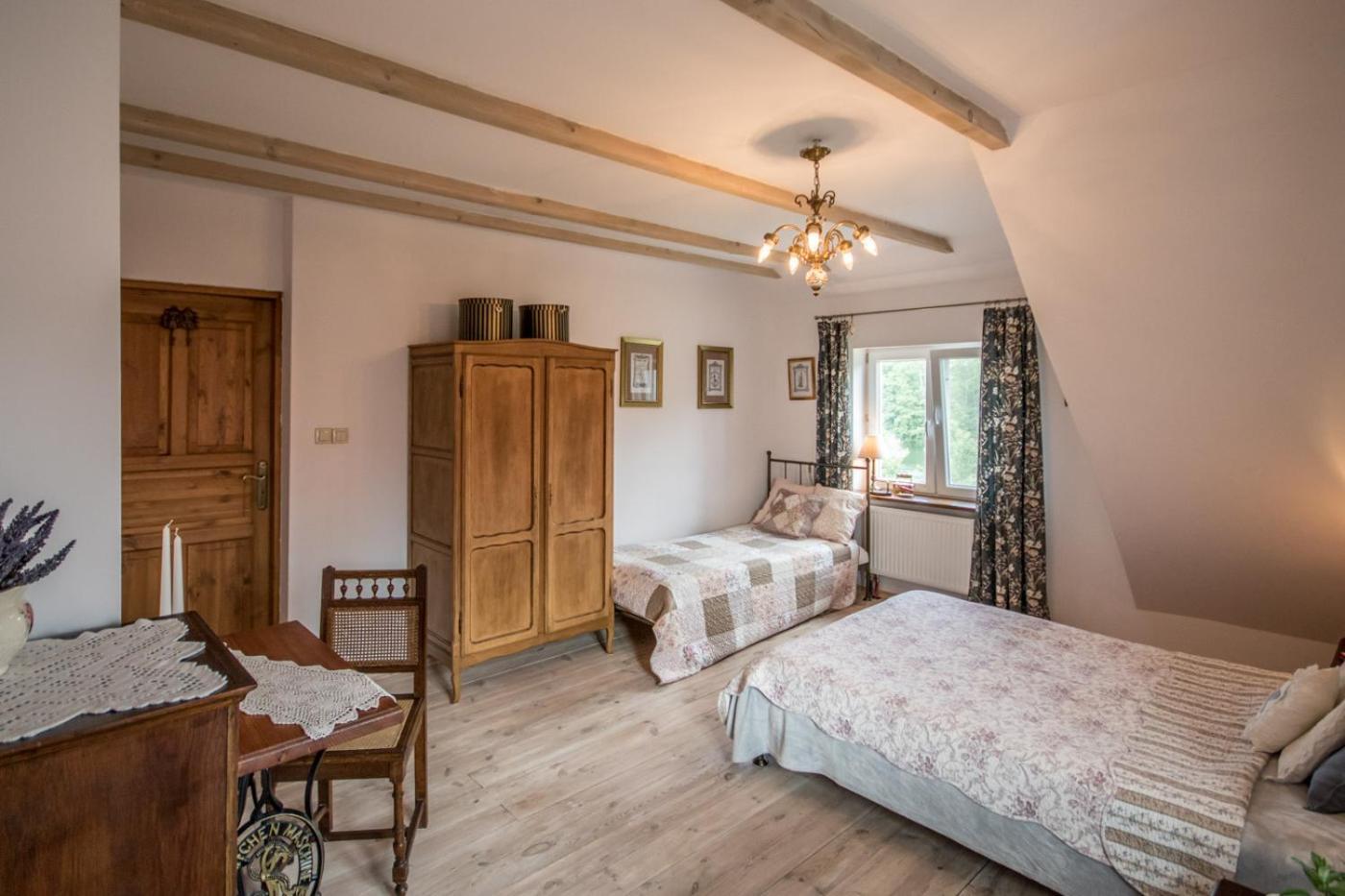 Bed and Breakfast Dom Pod Skrzydlami à Gawliki Wielkie Extérieur photo