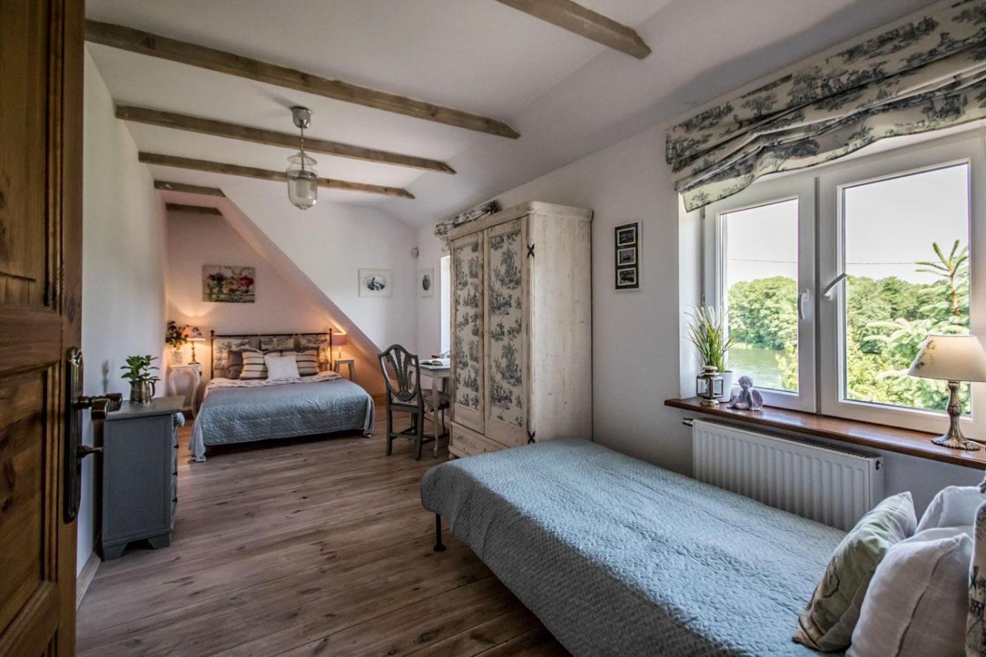 Bed and Breakfast Dom Pod Skrzydlami à Gawliki Wielkie Extérieur photo