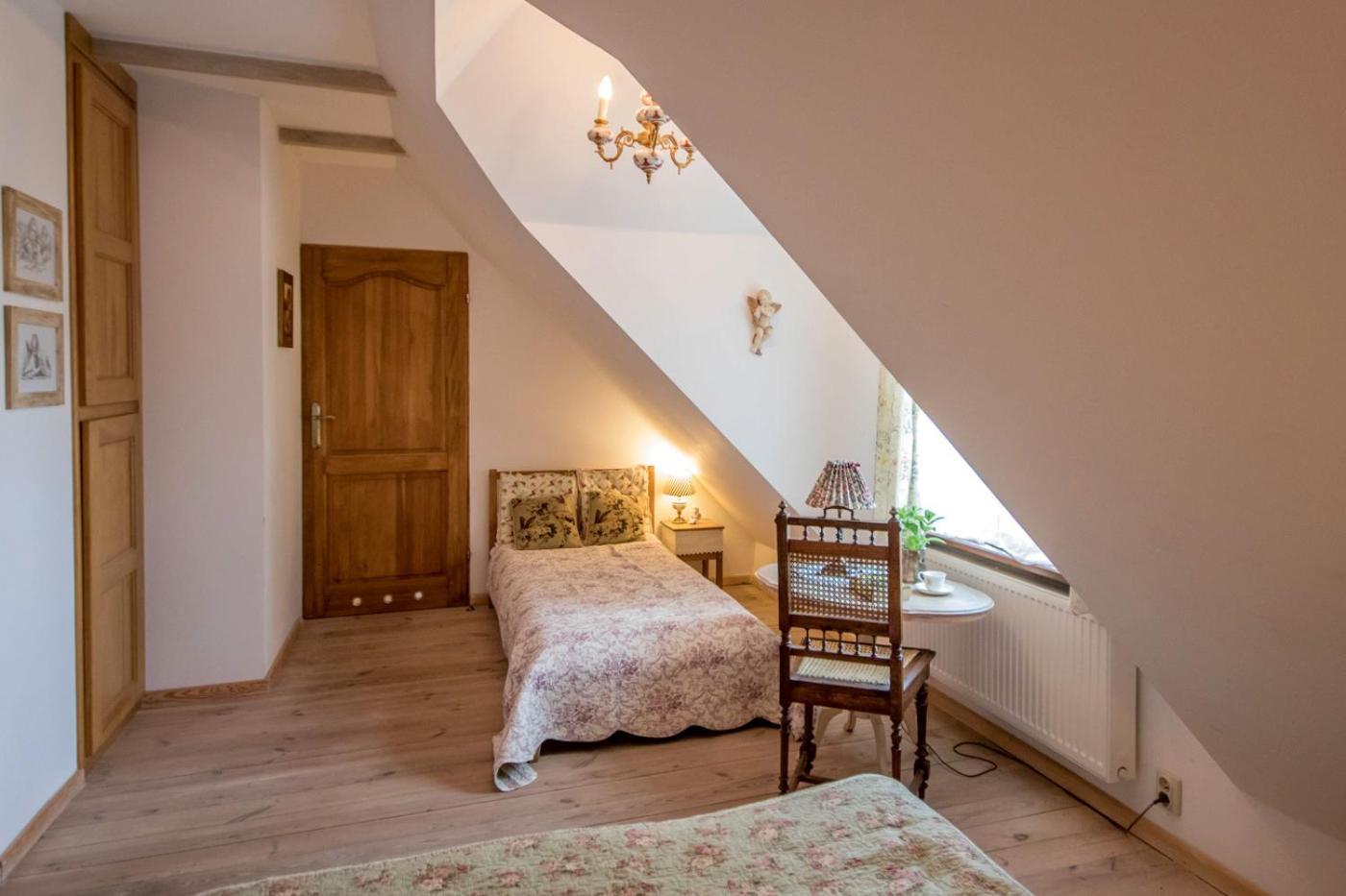Bed and Breakfast Dom Pod Skrzydlami à Gawliki Wielkie Extérieur photo